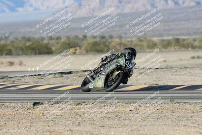 media/Dec-07-2025-CVMA (Sun) [[3e7d2de5dc]]/Race 16-Formula Middleweight/